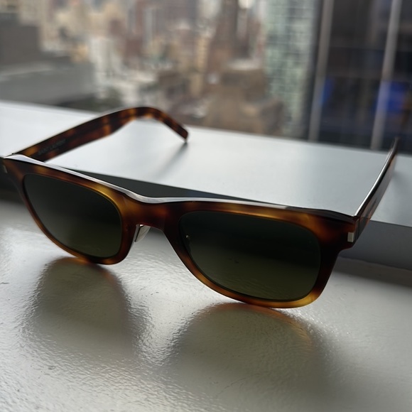 COPY - Saint Laurent sunglasses - Picture 2 of 3